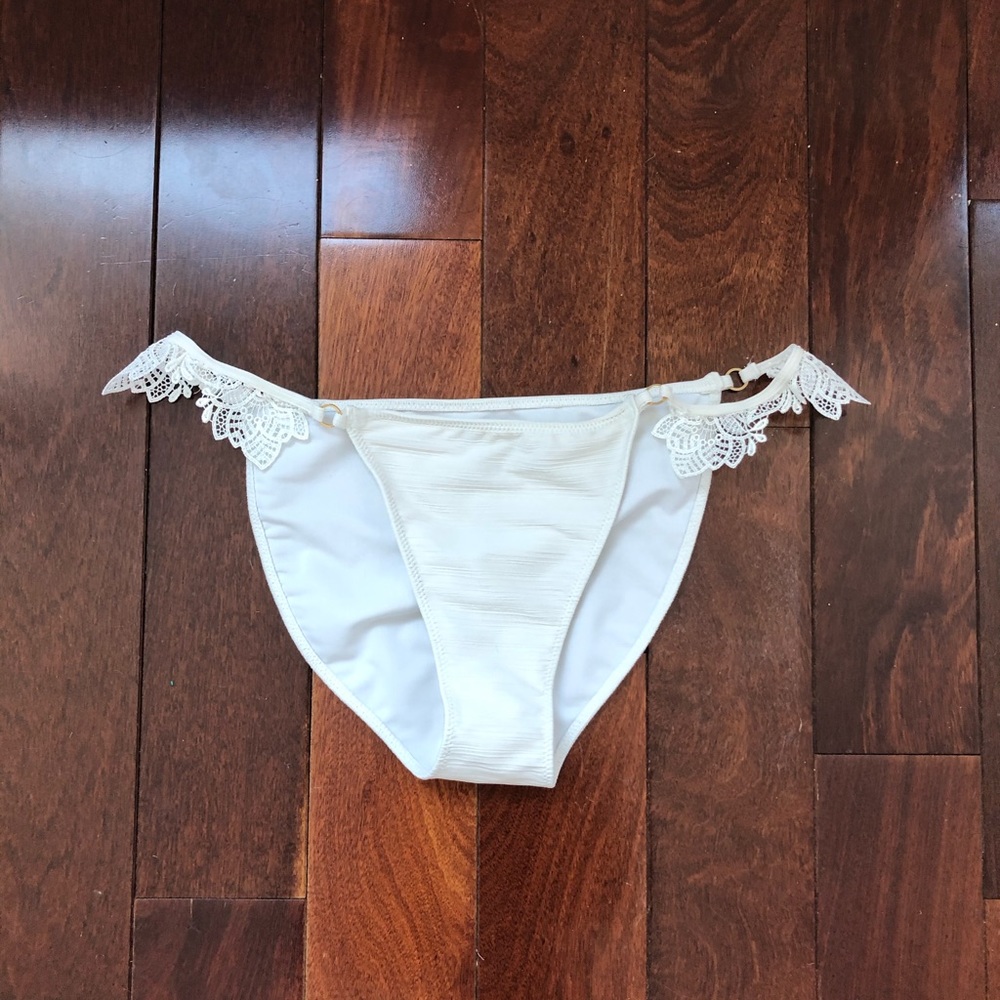 For love and lemons white bikini bottom size small